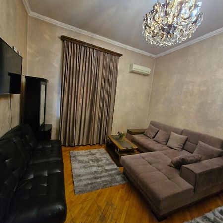 Barnaba Apartment Tbilisi Bagian luar foto