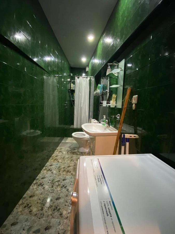 Barnaba Apartment Tbilisi Bagian luar foto