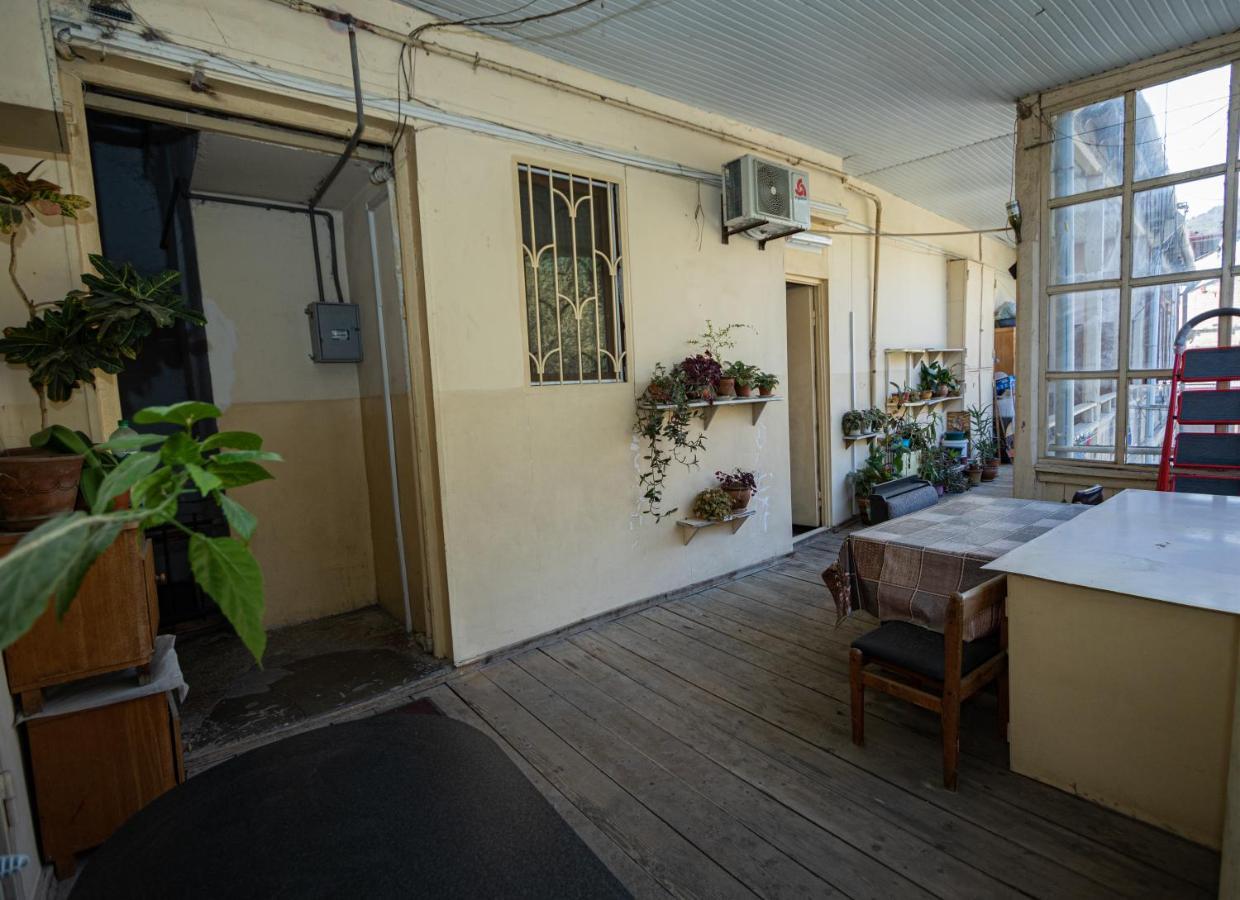 Barnaba Apartment Tbilisi Bagian luar foto