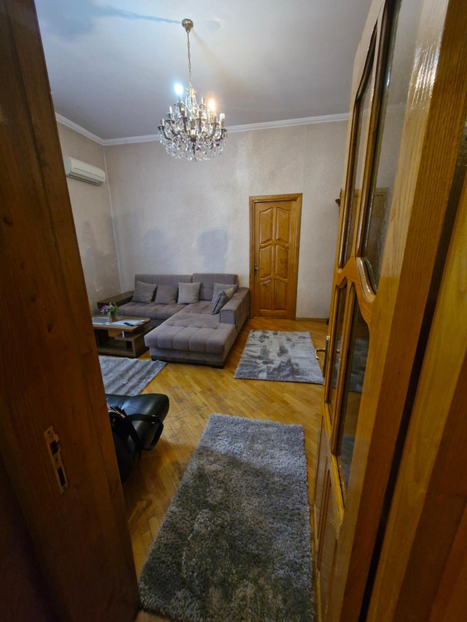 Barnaba Apartment Tbilisi Bagian luar foto