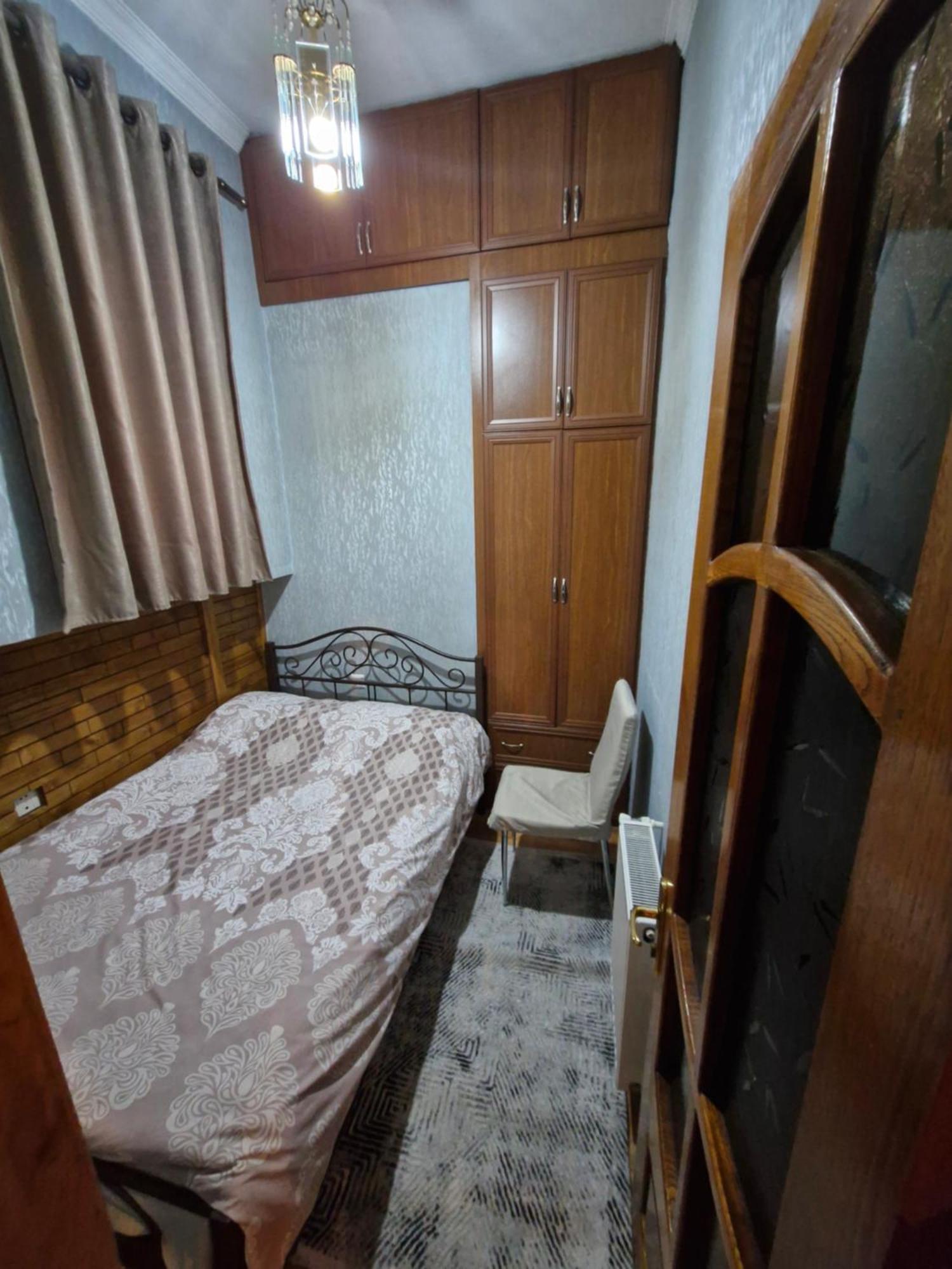 Barnaba Apartment Tbilisi Bagian luar foto
