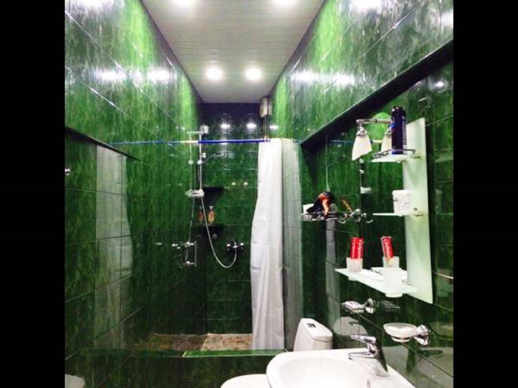 Barnaba Apartment Tbilisi Bagian luar foto